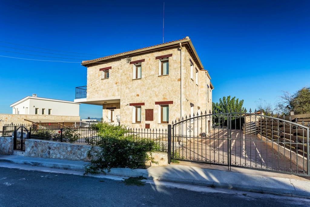 Villa Nikolina Dhrousha Esterno foto