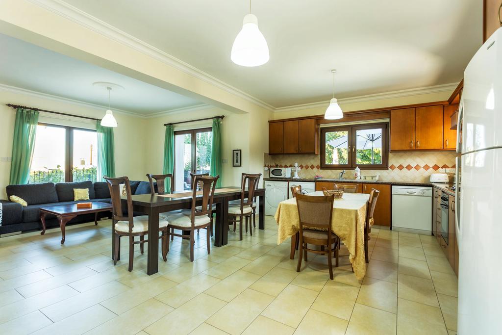 Villa Nikolina Dhrousha Esterno foto