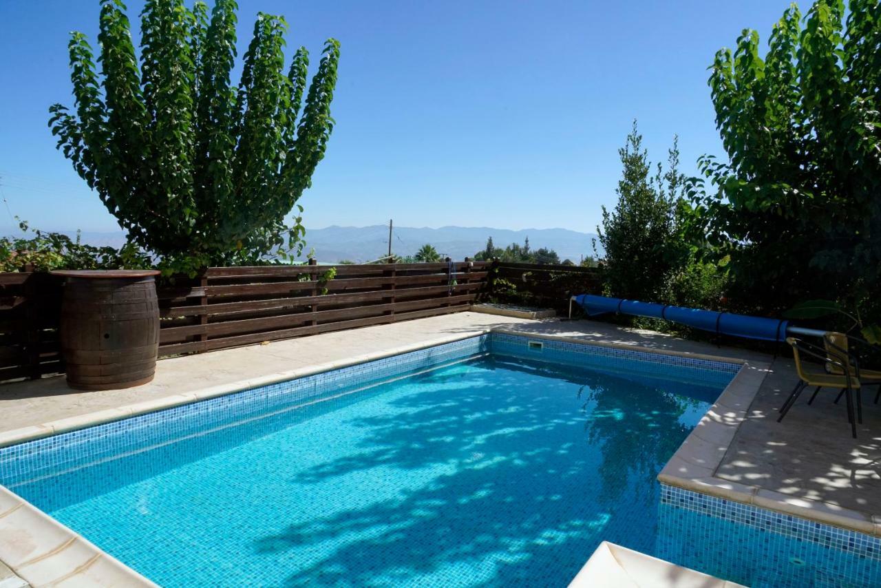 Villa Nikolina Dhrousha Esterno foto