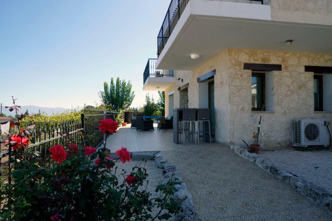 Villa Nikolina Dhrousha Esterno foto